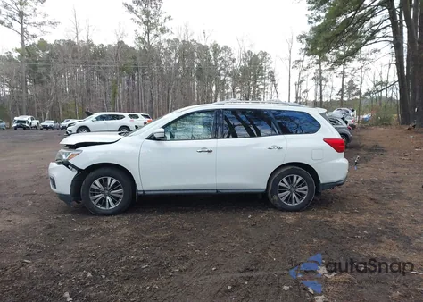 2017 Nissan Pathfinder S z USA, uszkodzony, nr VIN 5N1DR2MM4HC632635